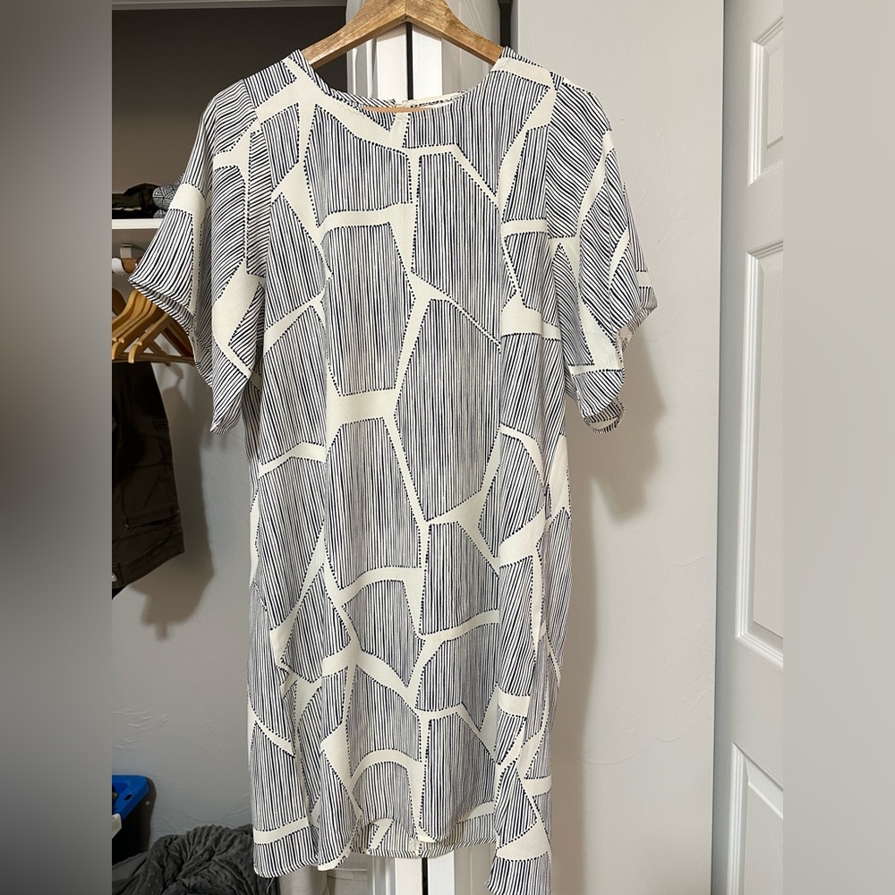 Mary Square Dress